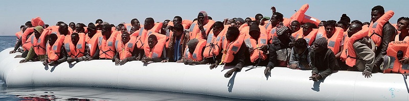 อิตาลีสกัดเรือผู้อพยพกว่า 7 พันคน