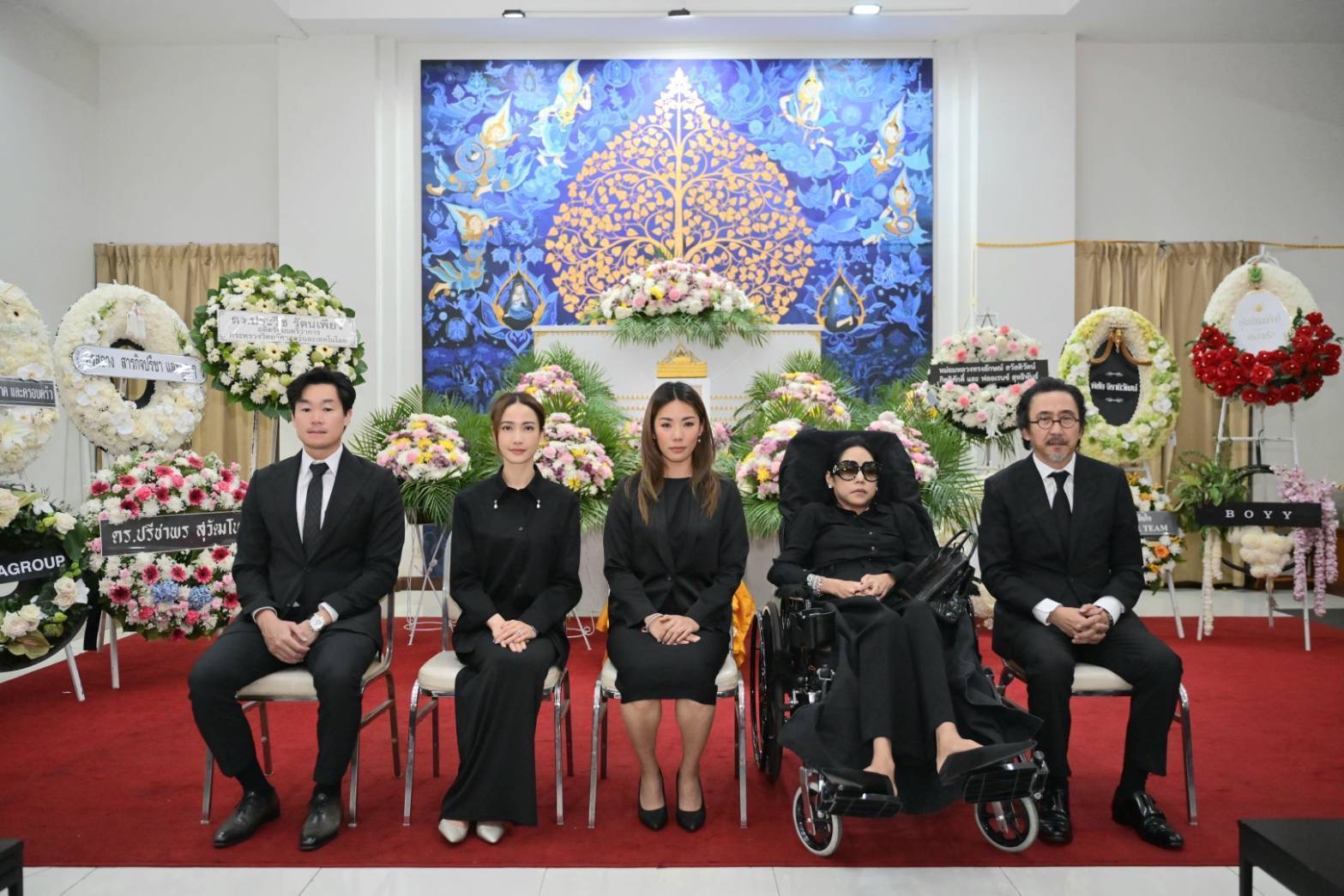 เพื่อนวงการร่วมอาลัย “กิฟท์ซ่า เกิร์ลลี่เบอร์ลี่” สูญเสียคุณพ่อ